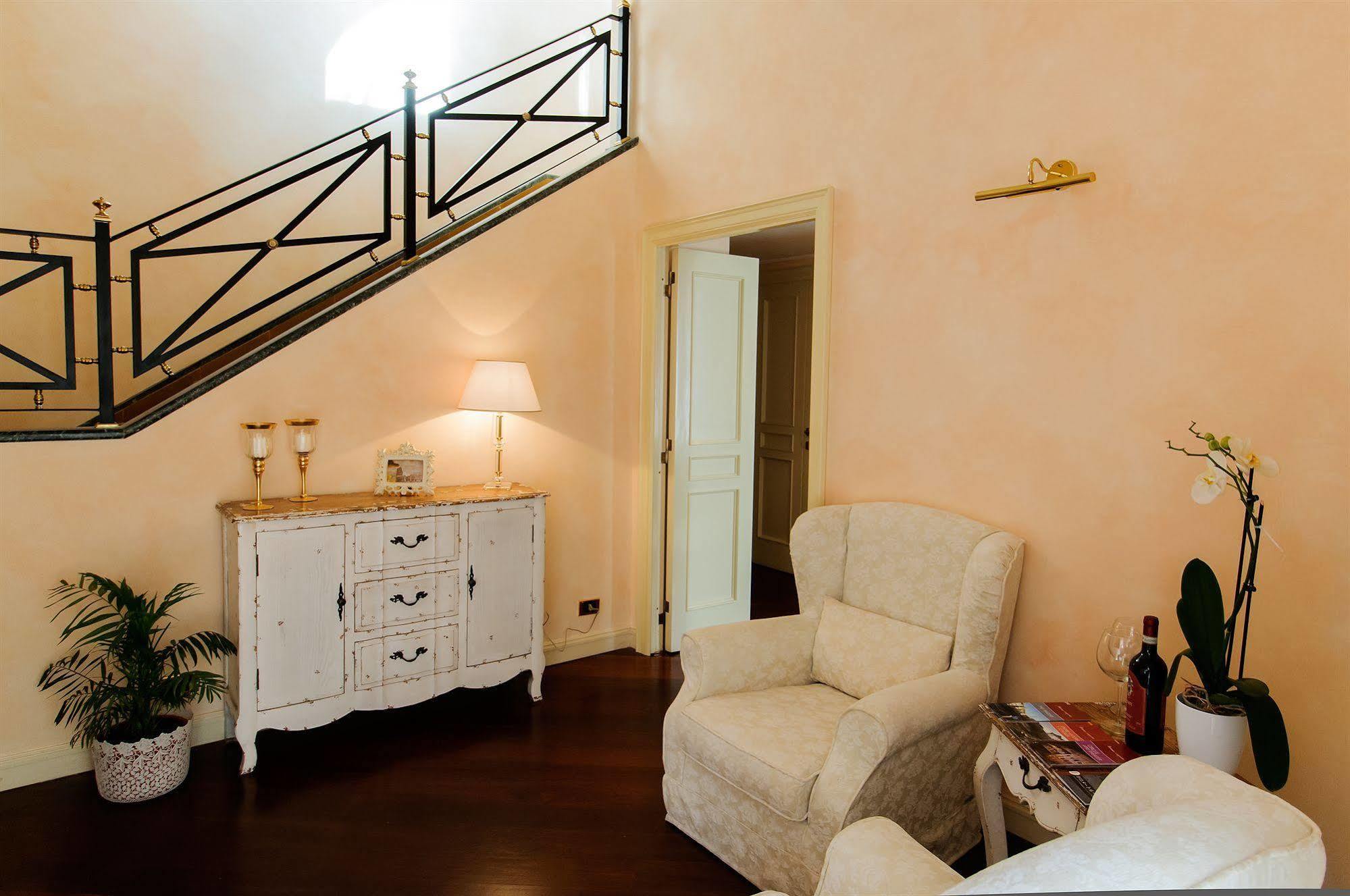 Made In Rome Luxury Affittacamere Екстер'єр фото