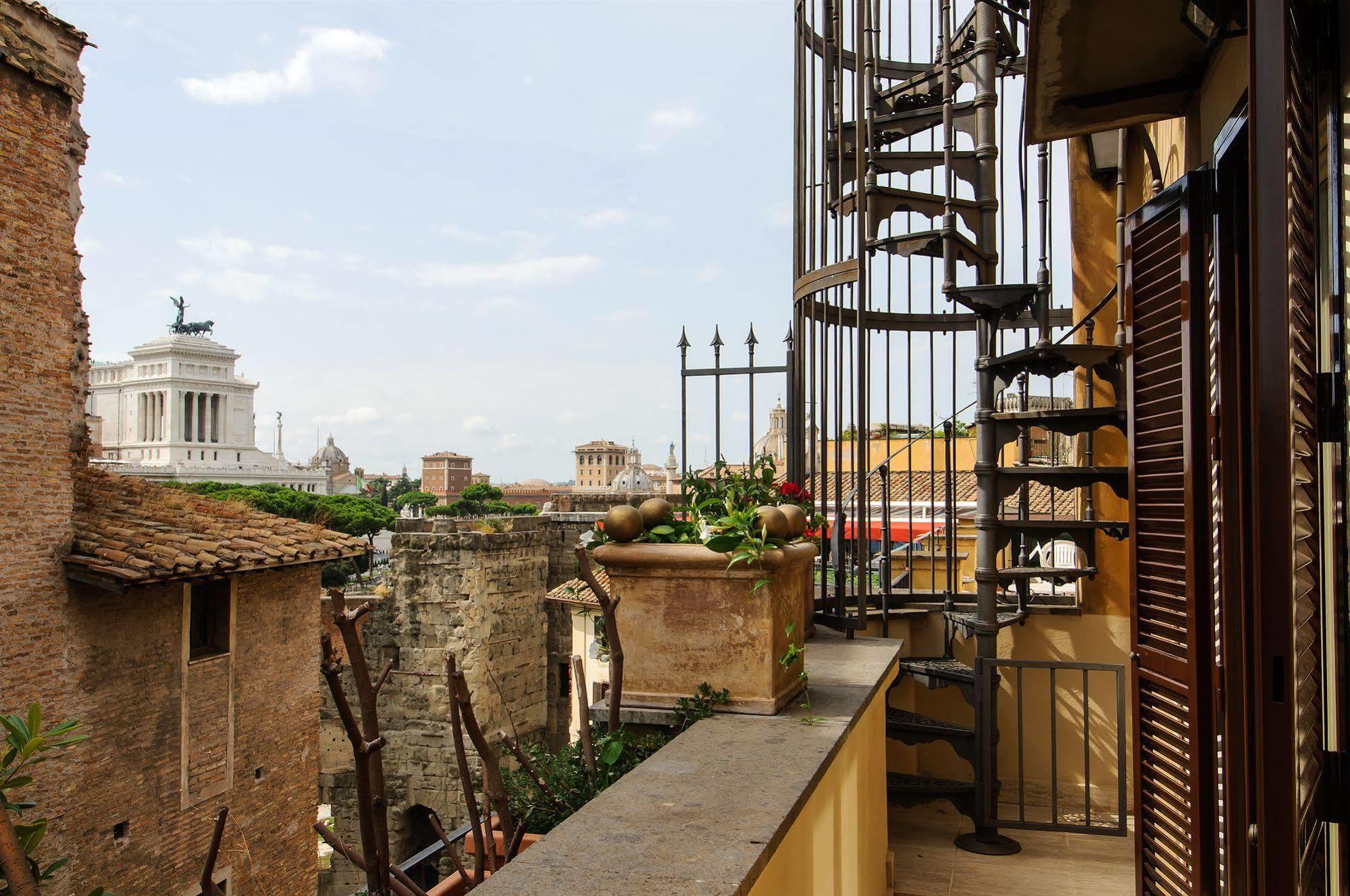 Made In Rome Luxury Affittacamere Екстер'єр фото