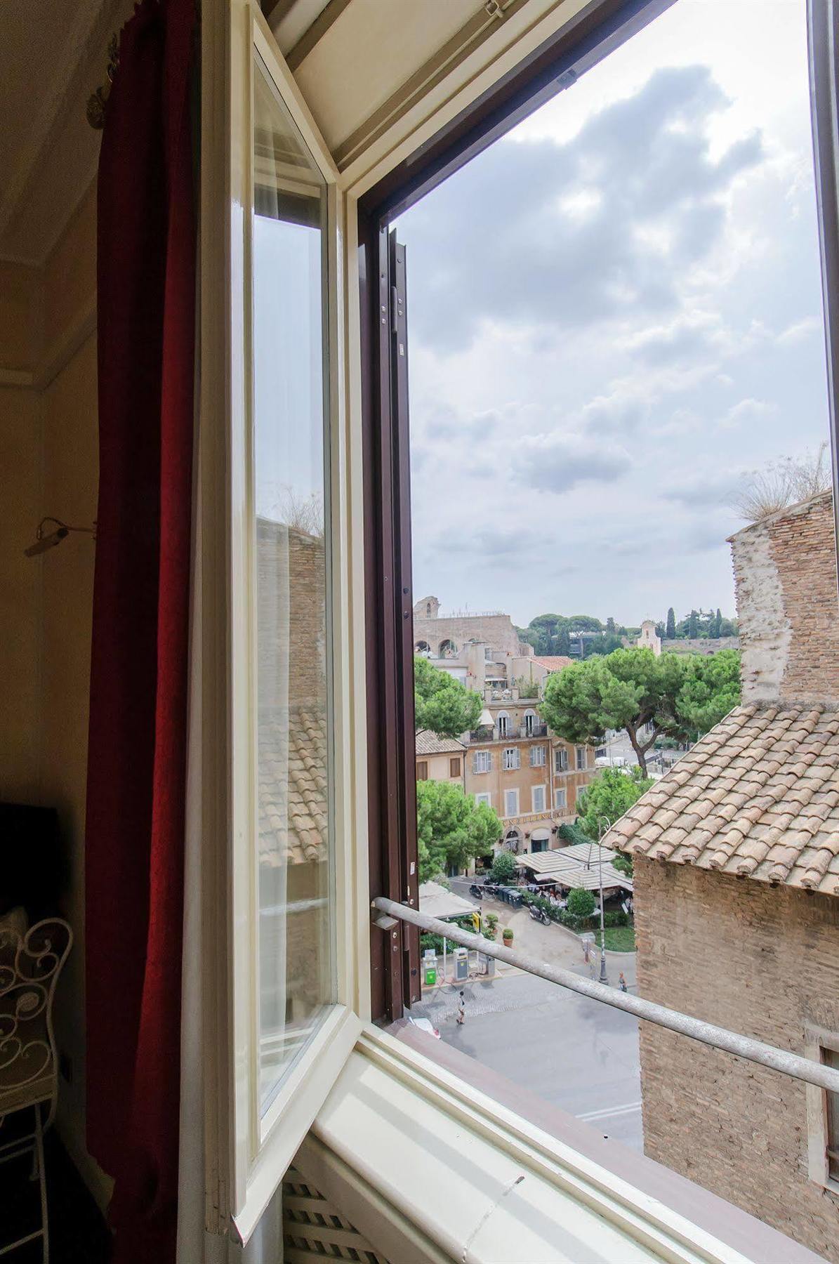 Made In Rome Luxury Affittacamere Екстер'єр фото