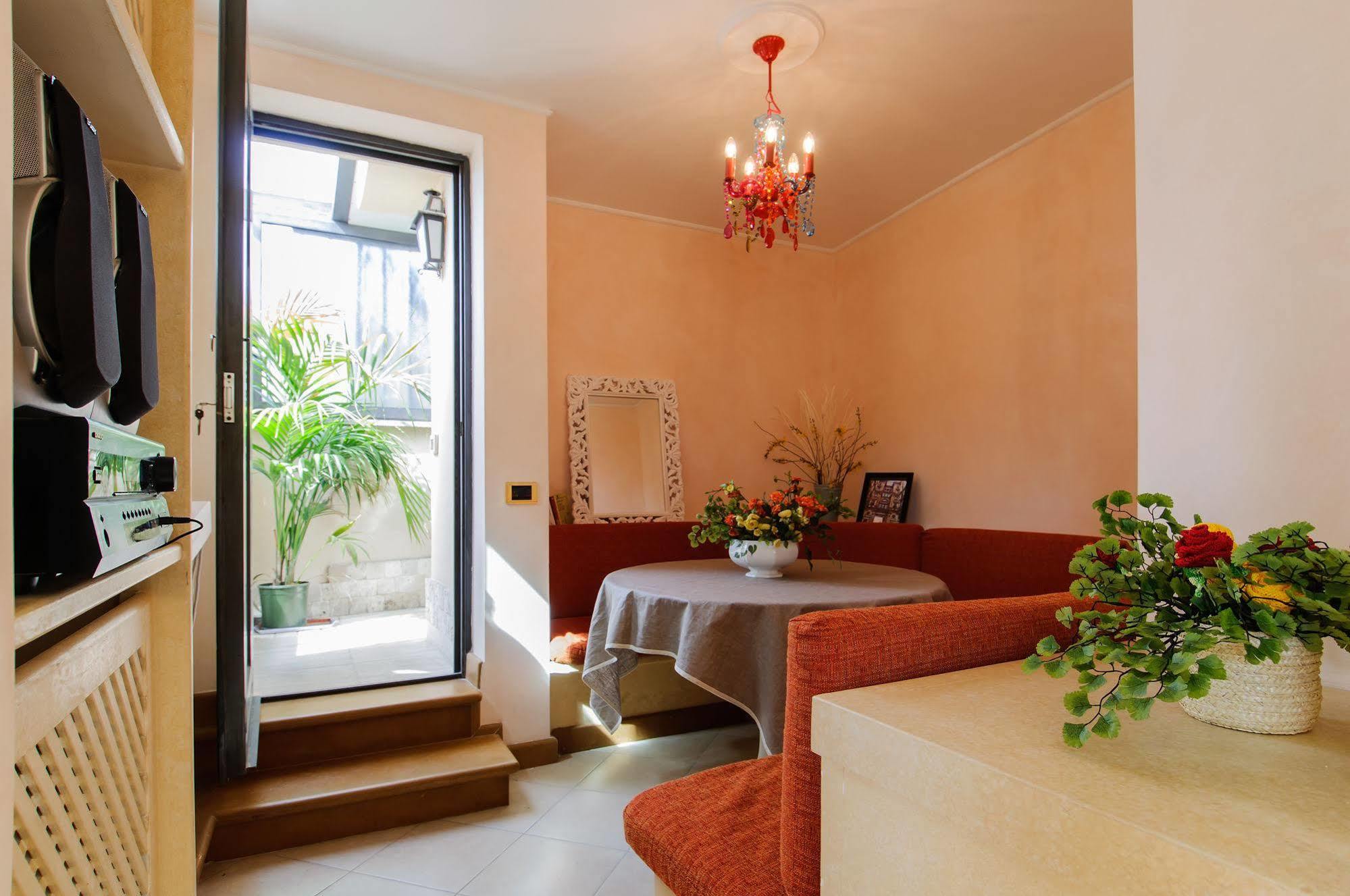 Made In Rome Luxury Affittacamere Екстер'єр фото